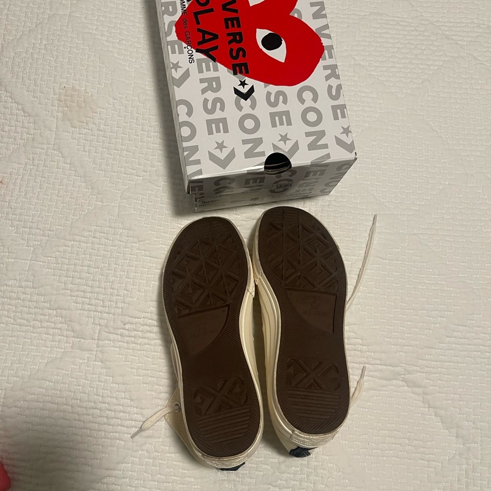 Converse - Picture 3 of 3